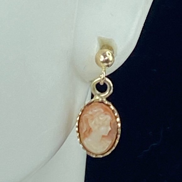 Antique 14K yellow gold gold ball dangle Cameo earrings